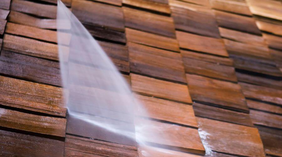 Professional gutter cleaning in Santa Rosa, TX